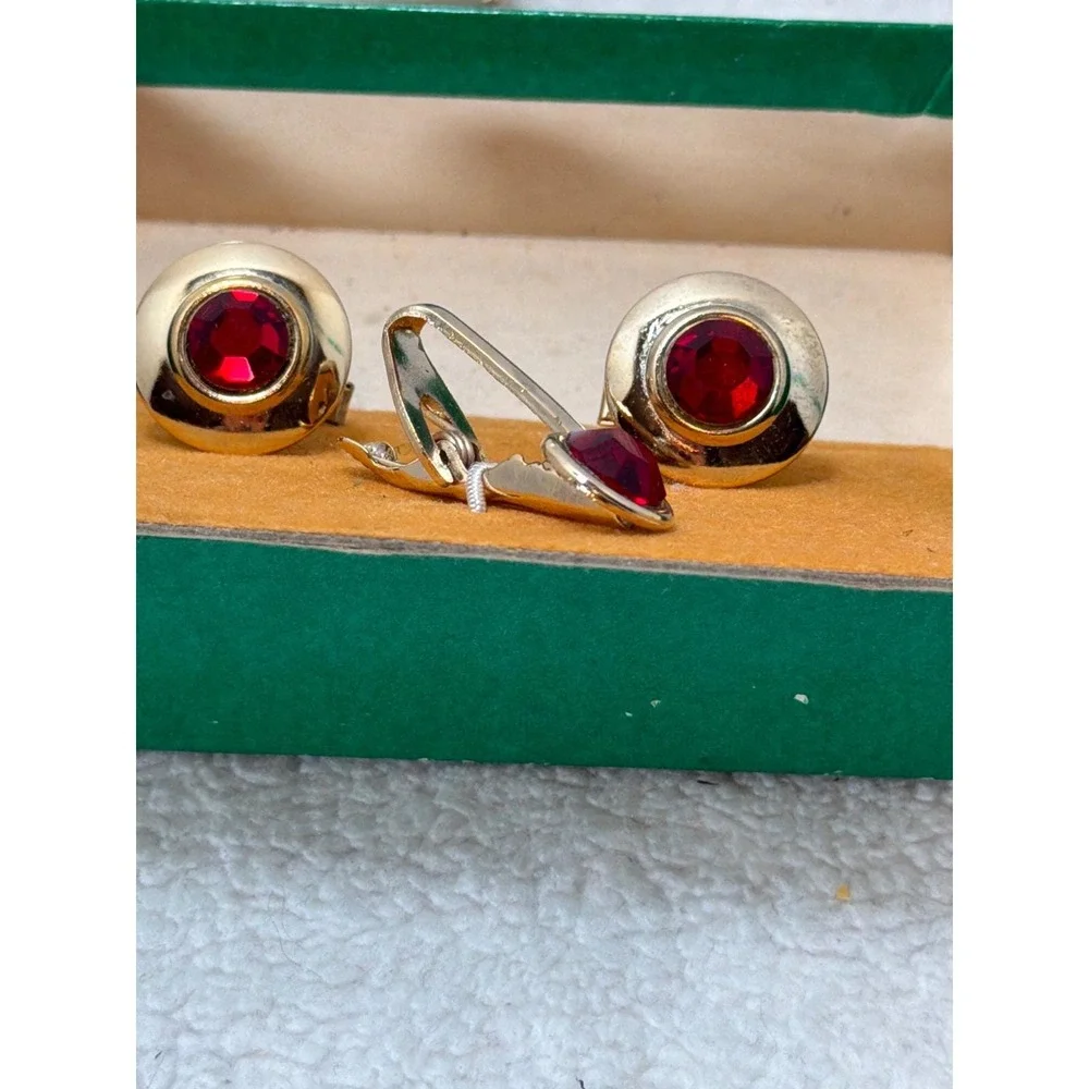 NOS VTG Heronimus 70's Gold Tone Faceted Ruby Red Gemstone Cufflinks Tie Clip‎